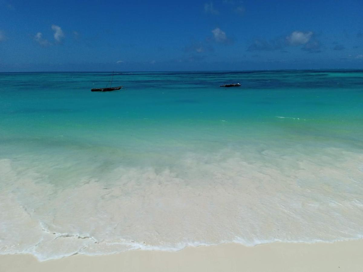 Beachfront Villa Ladha Ya Zanzibar Jambiani  Luaran gambar