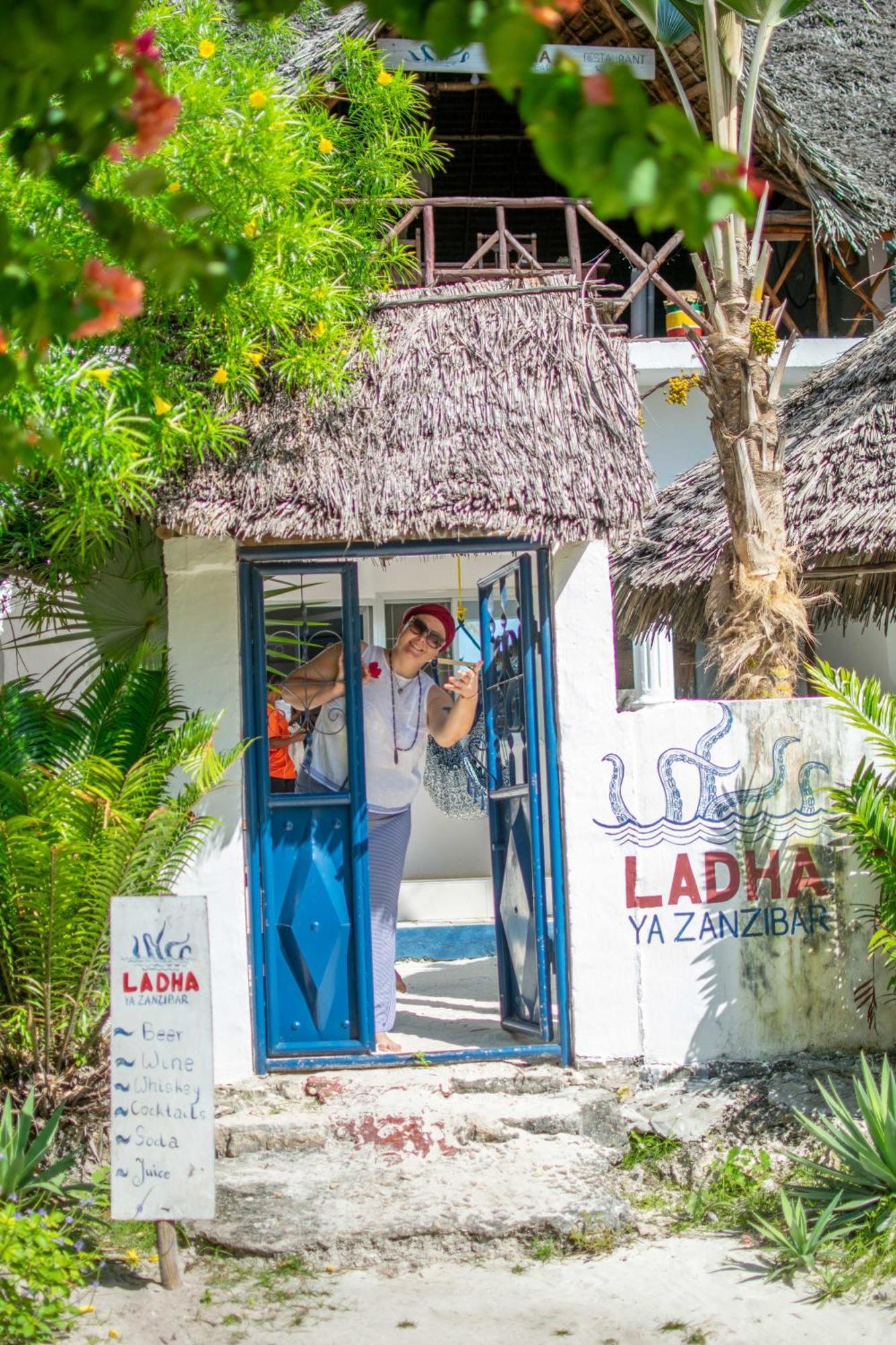 Beachfront Villa Ladha Ya Zanzibar Jambiani  Luaran gambar